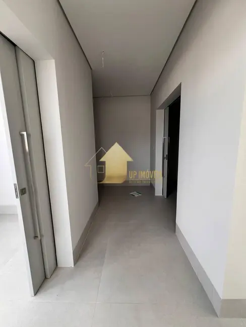 Casa de Condomínio com 4 quartos à venda, 650m2 em Jardim Itália, Cuiaba - MT - imagem 9 Foto 9 de Casa de Condomínio com 4 quartos à venda, 650m2 em Jardim Itália, Cuiaba - MT