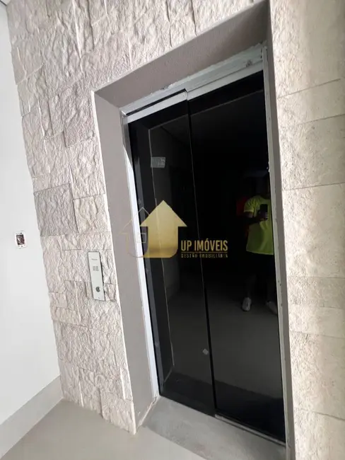 Casa de Condomínio com 4 quartos à venda, 650m2 em Jardim Itália, Cuiaba - MT - imagem 6 Foto 6 de Casa de Condomínio com 4 quartos à venda, 650m2 em Jardim Itália, Cuiaba - MT