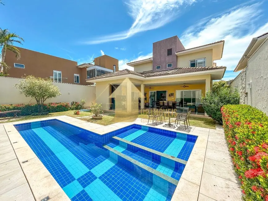 Casa de Condomínio com 4 quartos à venda, 303m2 em Condomínio Residencial Florais dos Lagos, Cuiaba - MT - imagem 1 Foto 1 de Casa de Condomínio com 4 quartos à venda, 303m2 em Condomínio Residencial Florais dos Lagos, Cuiaba - MT