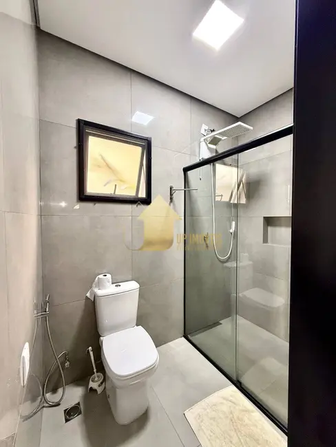 Foto 8 de Casa de Condomínio com 4 quartos à venda e para alugar, 377m2 em Condomínio Belvedere, Cuiaba - MT