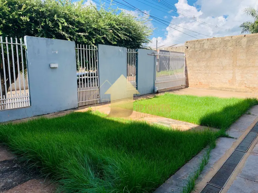 Foto 2 de Casa com 3 quartos à venda, 120m2 em Jardim Universitário, Cuiaba - MT