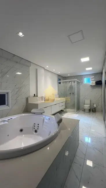 Foto 5 de Casa de Condomínio com 3 quartos à venda, 309m2 em Condomínio Belvedere, Cuiaba - MT