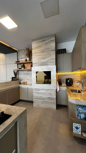 Foto 4 de Casa de Condomínio com 3 quartos à venda, 309m2 em Condomínio Belvedere, Cuiaba - MT