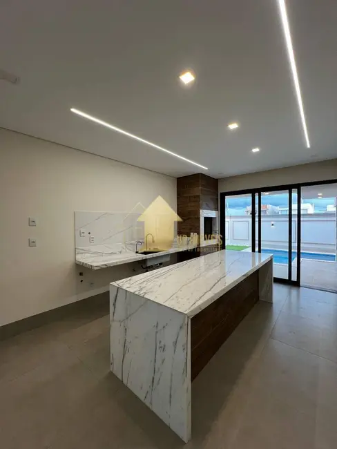 Casa de Condomínio com 3 quartos à venda, 284m2 em Morada dos Nobres, Cuiaba - MT - imagem 8 Foto 8 de Casa de Condomínio com 3 quartos à venda, 284m2 em Morada dos Nobres, Cuiaba - MT