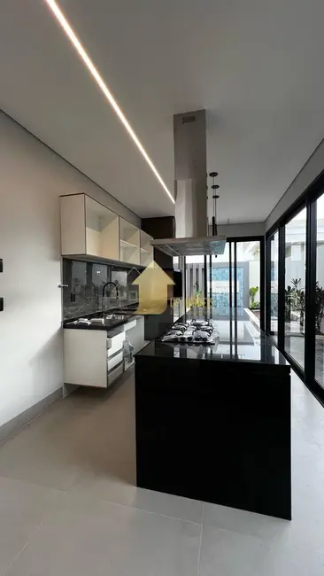 Foto 5 de Casa de Condomínio com 3 quartos à venda, 182m2 em Morada dos Nobres, Cuiaba - MT