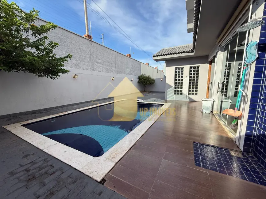 Casa de Condomínio com 4 quartos à venda, 315m2 em Jardim Itália, Cuiaba - MT - imagem 5 Foto 5 de Casa de Condomínio com 4 quartos à venda, 315m2 em Jardim Itália, Cuiaba - MT