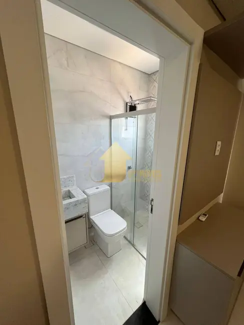 Foto 2 de Casa com 3 quartos para alugar, 210m2 em Jardim Imperial II, Cuiaba - MT