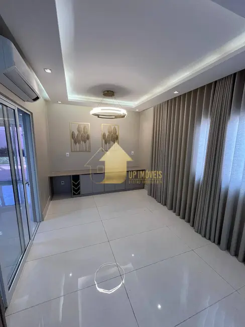 Foto 1 de Casa com 3 quartos para alugar, 210m2 em Jardim Imperial II, Cuiaba - MT
