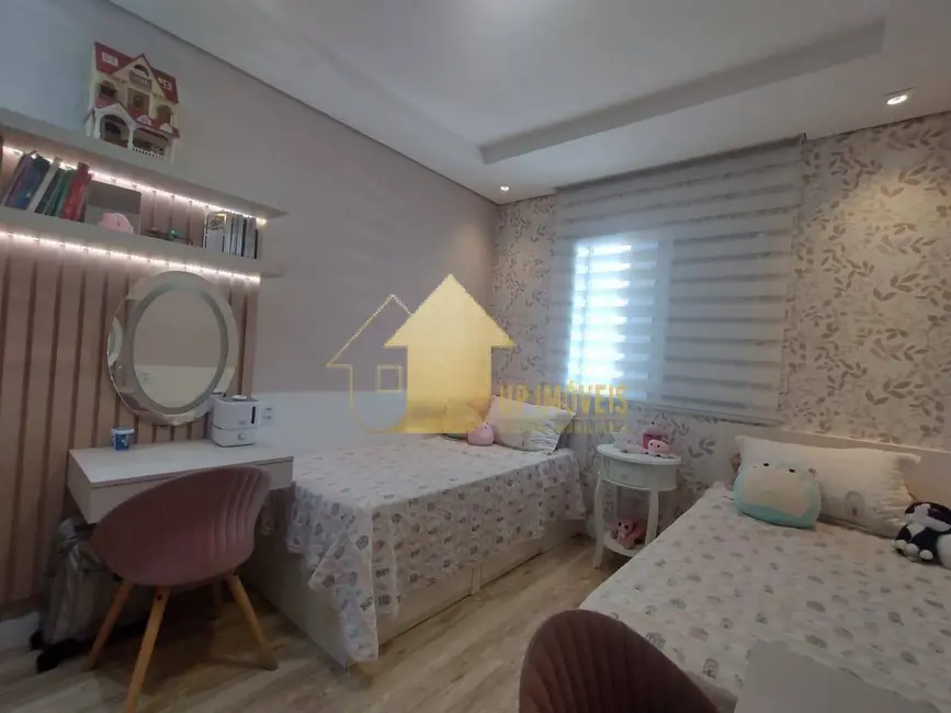 Casa com 3 quartos à venda, 180m2 em Jardim Imperial, Cuiaba - MT - imagem 8 Foto 8 de Casa com 3 quartos à venda, 180m2 em Jardim Imperial, Cuiaba - MT