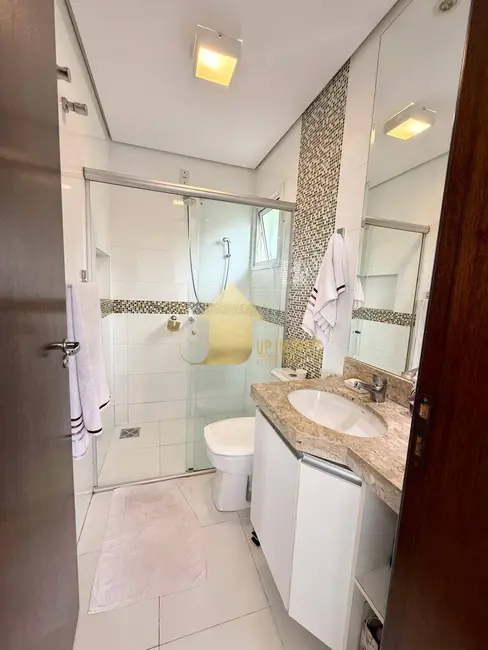 Foto 3 de Casa de Condomínio com 4 quartos à venda e para alugar, 285m2 em Condomínio Belvedere, Cuiaba - MT