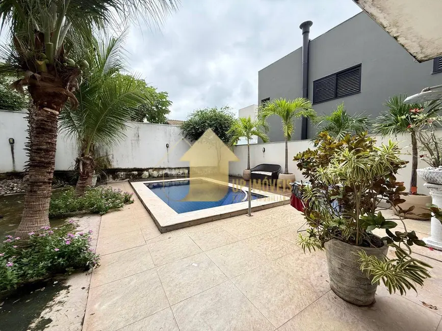 Foto 5 de Casa de Condomínio com 4 quartos à venda e para alugar, 285m2 em Condomínio Belvedere, Cuiaba - MT