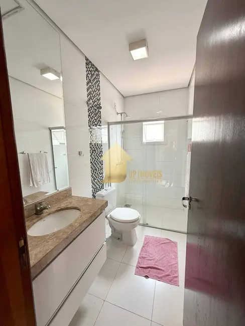 Foto 8 de Casa de Condomínio com 4 quartos à venda e para alugar, 285m2 em Condomínio Belvedere, Cuiaba - MT