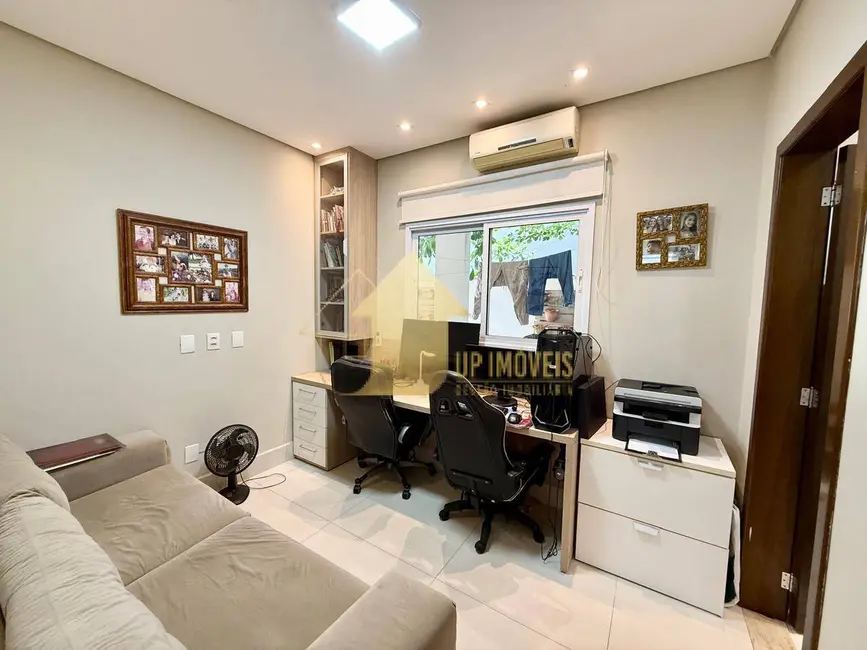 Foto 9 de Casa de Condomínio com 4 quartos à venda e para alugar, 285m2 em Condomínio Belvedere, Cuiaba - MT