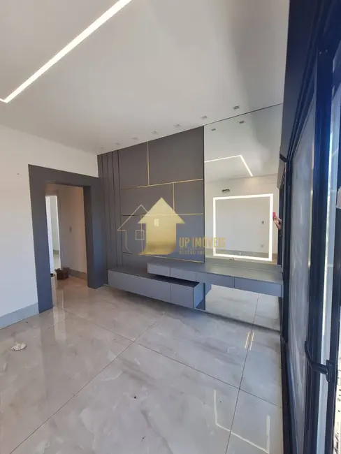Foto 1 de Casa de Condomínio com 4 quartos à venda, 333m2 em Condomínio Belvedere, Cuiaba - MT