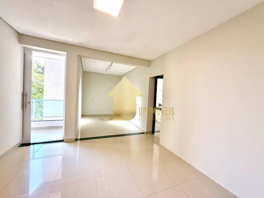 Casa de Condomínio com 4 quartos à venda, 270m2 em Condomínio Belvedere, Cuiaba - MT - imagem 9 Foto 9 de Casa de Condomínio com 4 quartos à venda, 270m2 em Condomínio Belvedere, Cuiaba - MT