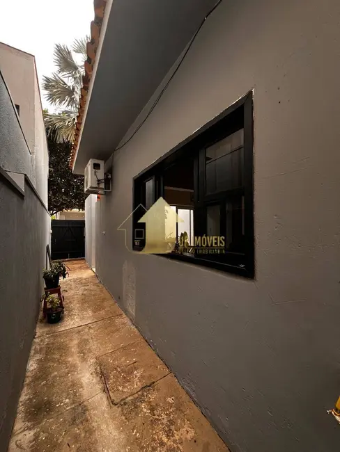 Foto 6 de Casa de Condomínio com 3 quartos para alugar, 375m2 em Condomínio Belvedere, Cuiaba - MT