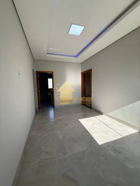 Casa com 3 quartos à venda, 250m2 em Morada da Serra, Cuiaba - MT - imagem 9 Foto 9 de Casa com 3 quartos à venda, 250m2 em Morada da Serra, Cuiaba - MT