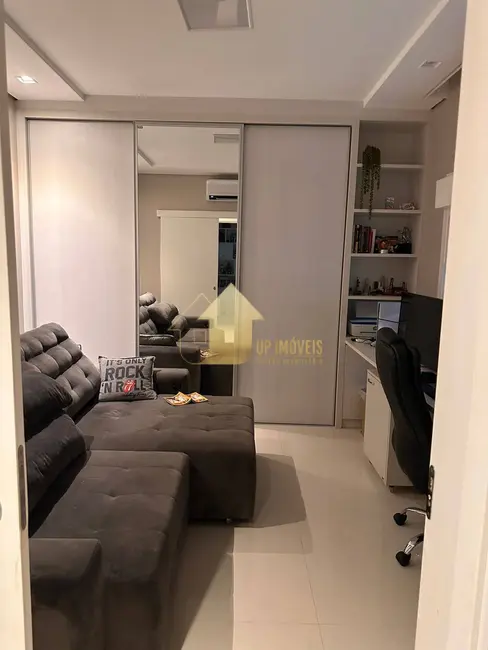 Foto 4 de Casa de Condomínio com 4 quartos à venda, 605m2 em Condomínio Belvedere, Cuiaba - MT