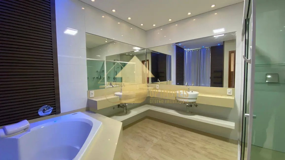 Casa de Condomínio com 4 quartos para alugar, 495m2 em Condomínio Florais Cuiabá Residencial, Cuiaba - MT - imagem 4 Foto 4 de Casa de Condomínio com 4 quartos para alugar, 495m2 em Condomínio Florais Cuiabá Residencial, Cuiaba - MT