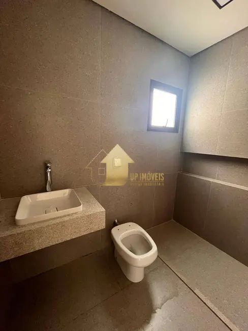 Casa de Condomínio com 4 quartos à venda, 376m2 em Jardim Itália, Cuiaba - MT - imagem 9 Foto 9 de Casa de Condomínio com 4 quartos à venda, 376m2 em Jardim Itália, Cuiaba - MT