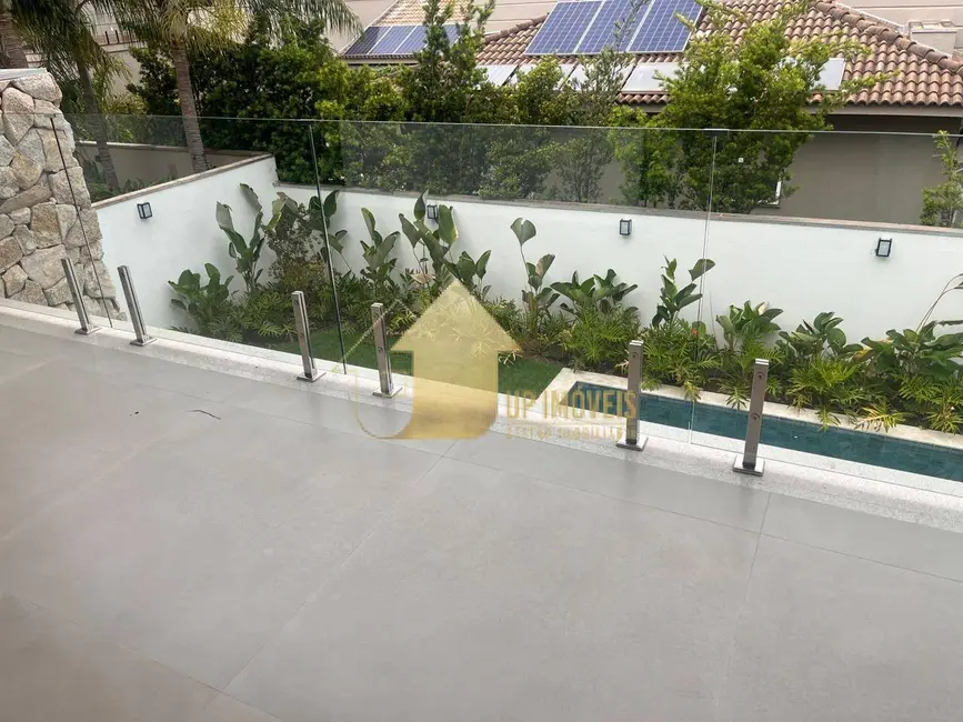 Casa de Condomínio com 4 quartos à venda, 376m2 em Jardim Itália, Cuiaba - MT - imagem 3 Foto 3 de Casa de Condomínio com 4 quartos à venda, 376m2 em Jardim Itália, Cuiaba - MT