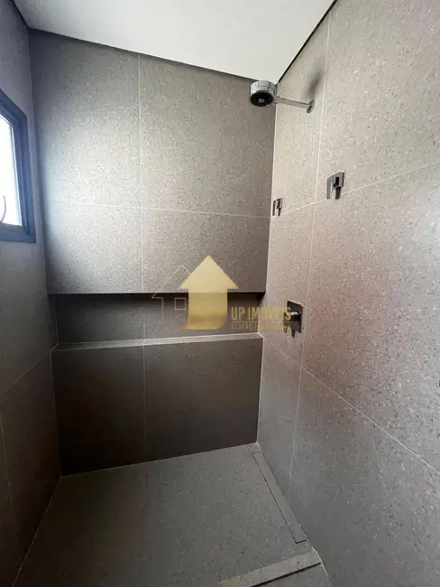 Casa de Condomínio com 4 quartos à venda, 376m2 em Jardim Itália, Cuiaba - MT - imagem 5 Foto 5 de Casa de Condomínio com 4 quartos à venda, 376m2 em Jardim Itália, Cuiaba - MT