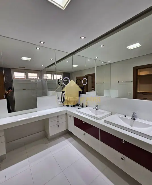 Foto 5 de Casa de Condomínio com 3 quartos para alugar, 460m2 em Jardim Itália, Cuiaba - MT