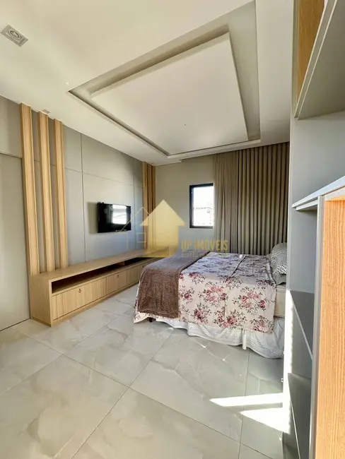 Casa de Condomínio com 3 quartos à venda, 233m2 em Condomínio Belvedere, Cuiaba - MT - imagem 4 Foto 4 de Casa de Condomínio com 3 quartos à venda, 233m2 em Condomínio Belvedere, Cuiaba - MT