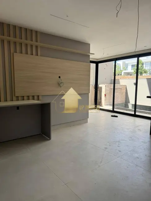 Foto 9 de Casa de Condomínio com 4 quartos à venda, 300m2 em Condomínio Belvedere, Cuiaba - MT