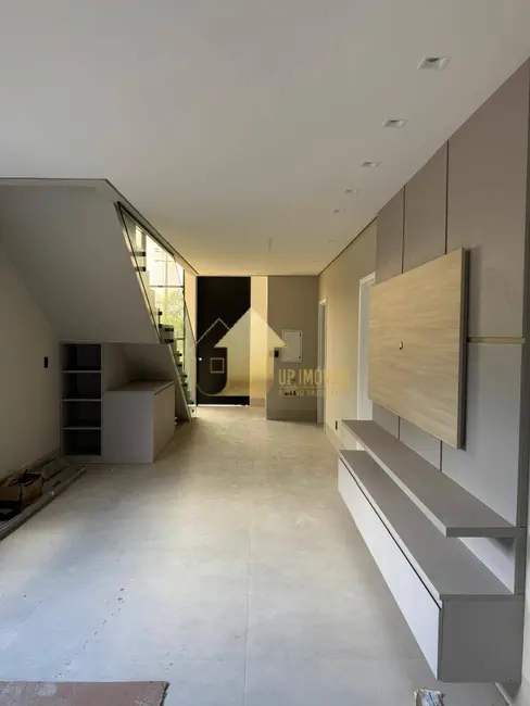Foto 1 de Casa de Condomínio com 4 quartos à venda, 300m2 em Condomínio Belvedere, Cuiaba - MT
