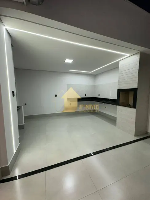 Foto 1 de Casa de Condomínio com 3 quartos à venda, 150m2 em Jardim Imperial, Cuiaba - MT