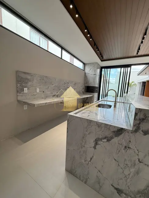 Casa de Condomínio com 4 quartos à venda, 720m2 em Jardim Itália, Cuiaba - MT - imagem 4 Foto 4 de Casa de Condomínio com 4 quartos à venda, 720m2 em Jardim Itália, Cuiaba - MT