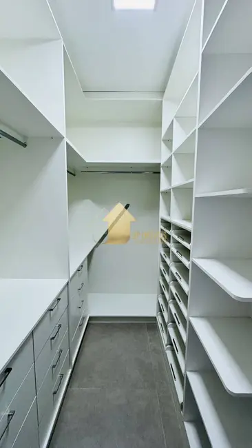 Foto 2 de Casa de Condomínio com 3 quartos para alugar, 141m2 em São João Del Rei, Cuiaba - MT