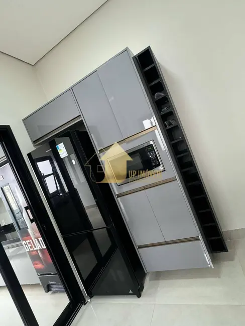 Foto 8 de Casa com 3 quartos para alugar, 300m2 em Jardim Imperial, Cuiaba - MT