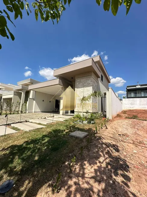 Foto 1 de Casa de Condomínio com 3 quartos à venda, 307m2 em Condomínio Belvedere, Cuiaba - MT