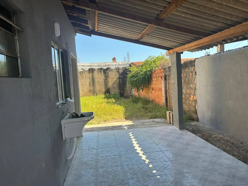 Casa com 2 quartos à venda, 180m2 em Osmar Cabral, Cuiaba - MT - imagem 5 Foto 5 de Casa com 2 quartos à venda, 180m2 em Osmar Cabral, Cuiaba - MT