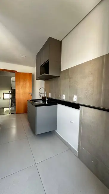 Foto 1 de Apartamento com 2 quartos para alugar, 61m2 em Boa Esperança, Cuiaba - MT