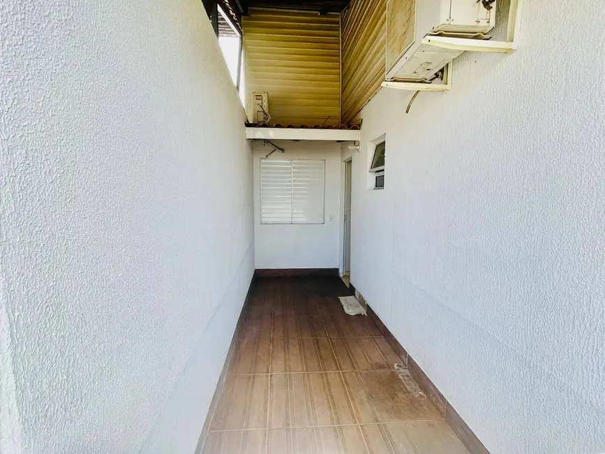 Casa de Condomínio com 2 quartos à venda, 200m2 em Jardim Imperial, Cuiaba - MT - imagem 2 Foto 2 de Casa de Condomínio com 2 quartos à venda, 200m2 em Jardim Imperial, Cuiaba - MT
