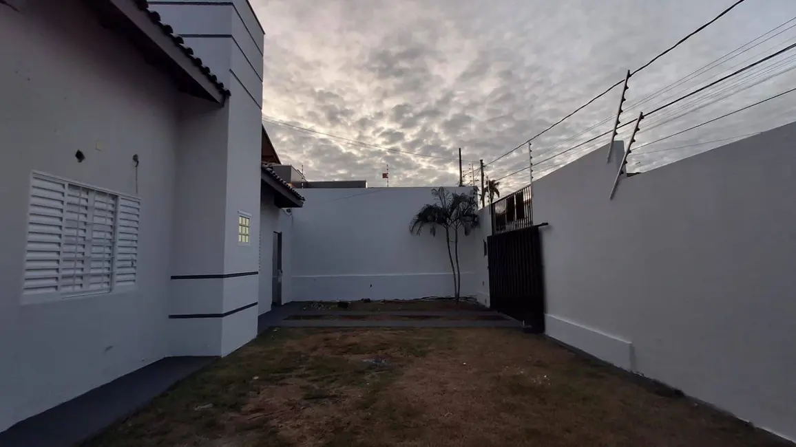 Foto 9 de Casa com 4 quartos à venda, 300m2 em Jardim Itália, Cuiaba - MT