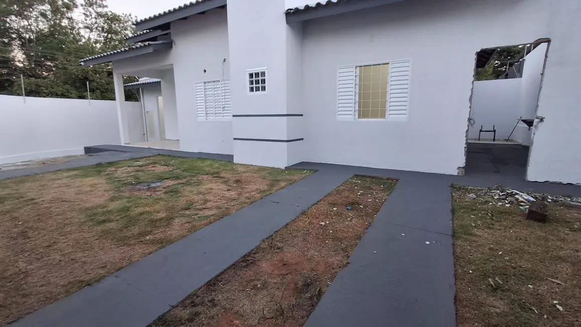 Foto 2 de Casa com 4 quartos à venda, 300m2 em Jardim Itália, Cuiaba - MT