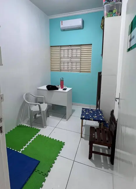 Foto 4 de Sala Comercial para alugar, 290m2 em Jardim Itália, Cuiaba - MT