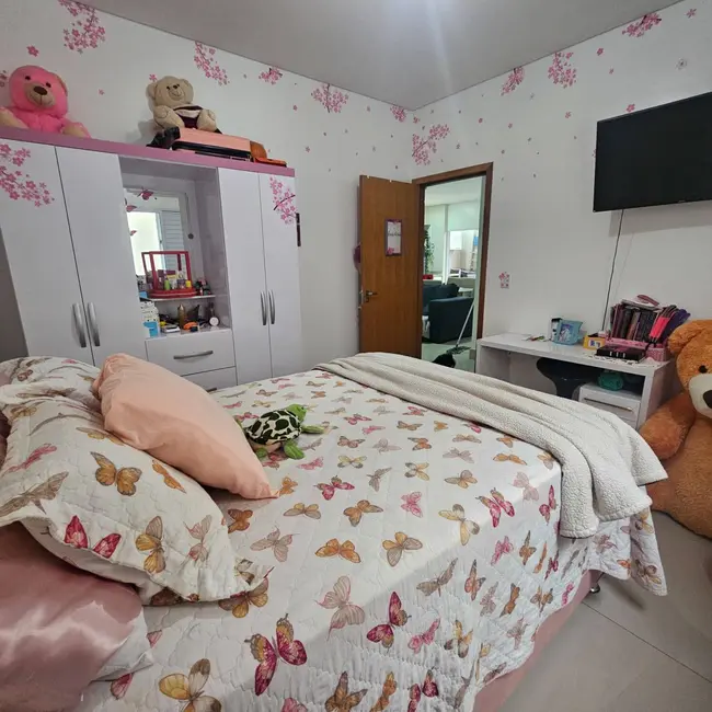 Foto 2 de Casa de Condomínio com 3 quartos à venda, 250m2 em Cuiaba - MT