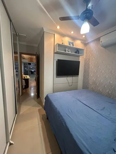 Casa de Condomínio com 3 quartos à venda, 200m2 em Jardim Imperial, Cuiaba - MT - imagem 5 Foto 5 de Casa de Condomínio com 3 quartos à venda, 200m2 em Jardim Imperial, Cuiaba - MT