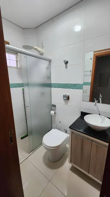 Sobrado com 4 quartos à venda, 300m2 em Morada do Ouro, Cuiaba - MT - imagem 8 Foto 8 de Sobrado com 4 quartos à venda, 300m2 em Morada do Ouro, Cuiaba - MT