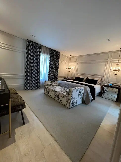 Casa com 3 quartos à venda, 450m2 em Jardim Itália, Cuiaba - MT - imagem 1 Foto 1 de Casa com 3 quartos à venda, 450m2 em Jardim Itália, Cuiaba - MT
