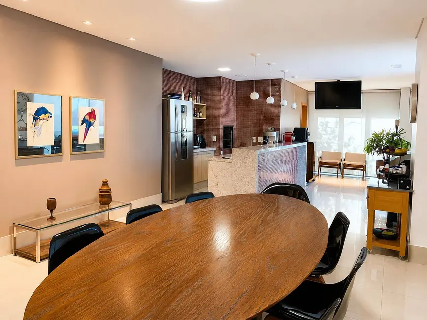 Casa com 4 quartos à venda, 1124m2 em Jardim Itália, Cuiaba - MT - imagem 4 Foto 4 de Casa com 4 quartos à venda, 1124m2 em Jardim Itália, Cuiaba - MT
