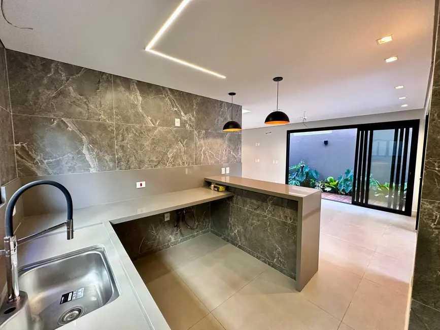 Casa com 5 quartos à venda, 306m2 em Morada dos Nobres, Cuiaba - MT - imagem 9 Foto 9 de Casa com 5 quartos à venda, 306m2 em Morada dos Nobres, Cuiaba - MT