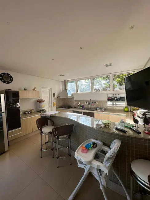 Foto 2 de Sobrado com 4 quartos à venda, 456m2 em Jardim Itália, Cuiaba - MT