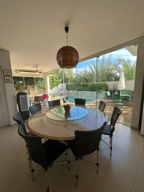 Foto 1 de Sobrado com 4 quartos à venda, 456m2 em Jardim Itália, Cuiaba - MT