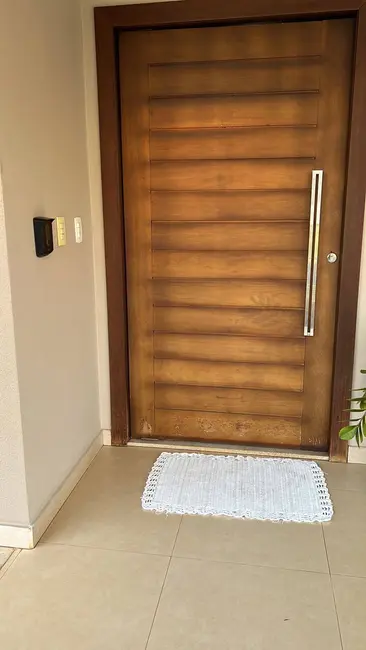 Foto 3 de Sobrado com 4 quartos à venda, 456m2 em Jardim Itália, Cuiaba - MT